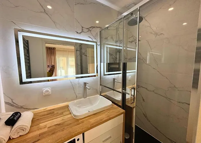 شقة Isabelle New Spacious 3br Ac *