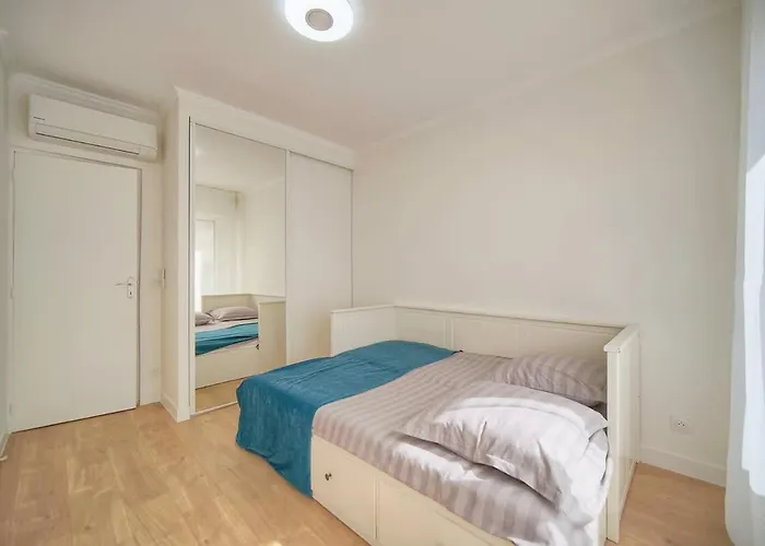 Isabelle New Spacious 3br Ac